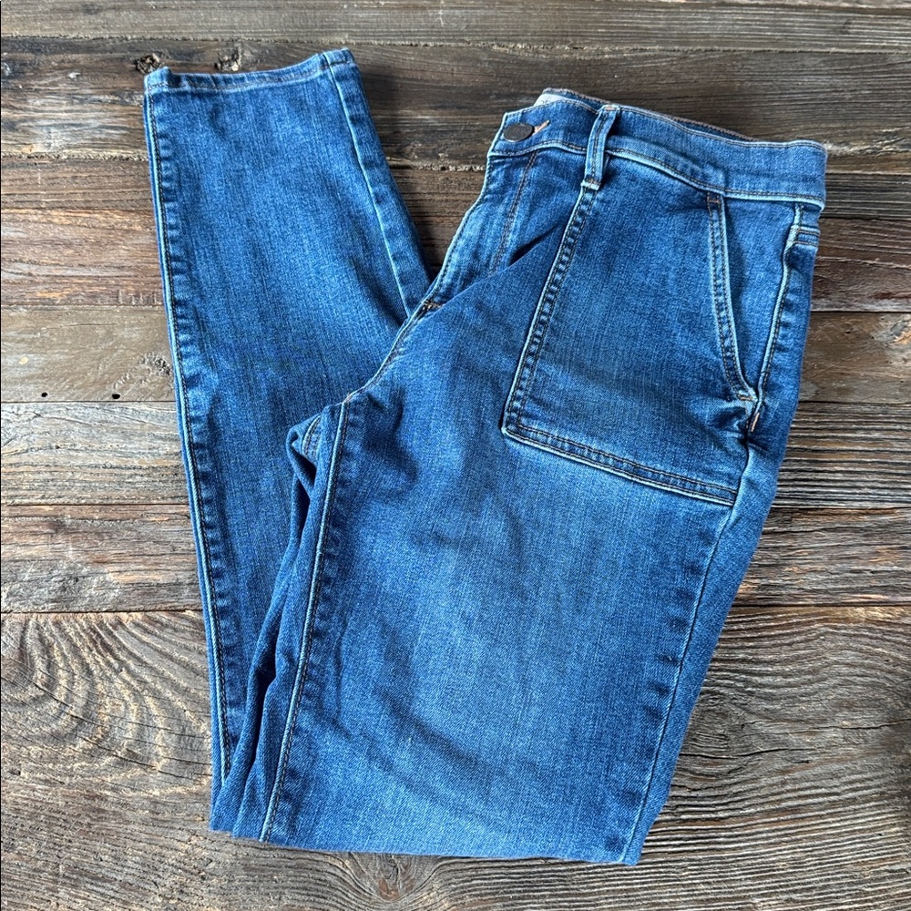 Loft patch pocket highrise stretch skinny jeans‎ medium wash EUC size 88